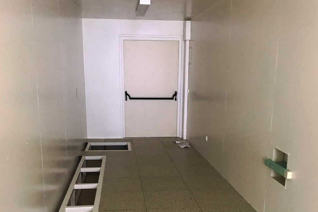 Shelter technique préfabriqué