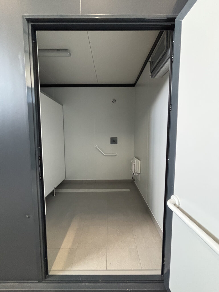 Vestiaire pour terrain de padel