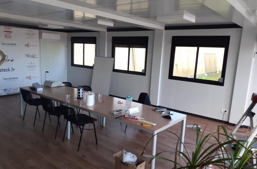 Bureau préfabriqué : une solution flexible pour créer vos espaces professionnels