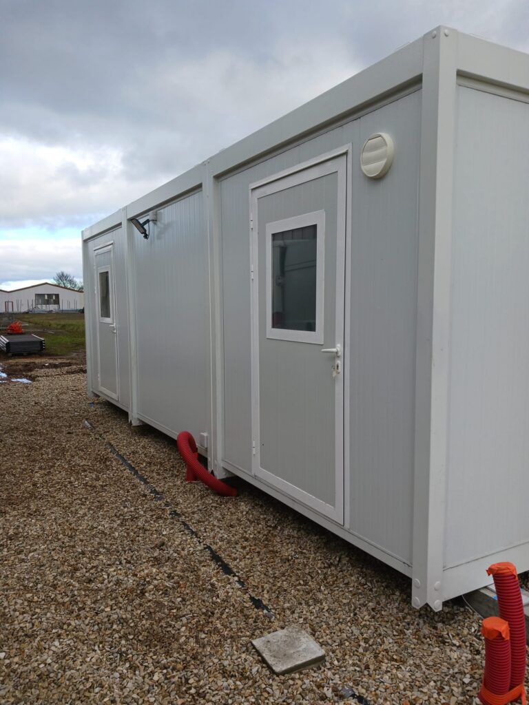 Nouansport - Base vie et vestiaires de chantier