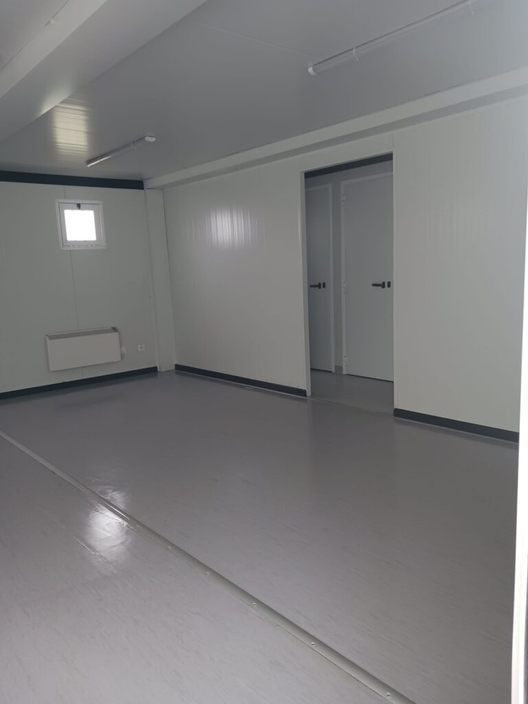 Nouansport - Base vie et vestiaires de chantier