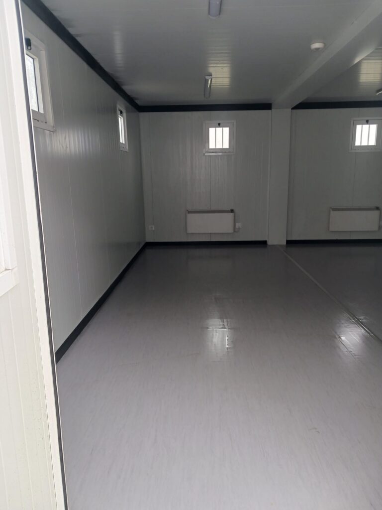 Nouansport - Base vie et vestiaires de chantier